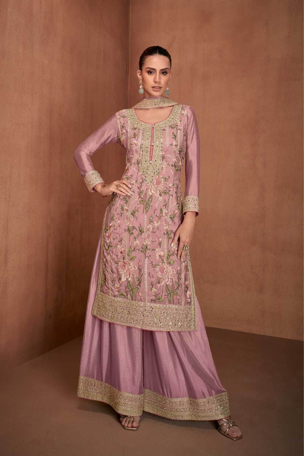 Chinon Mirror Work i Embroidered Kurti - MYLUXURY LANE ENTERPRISE